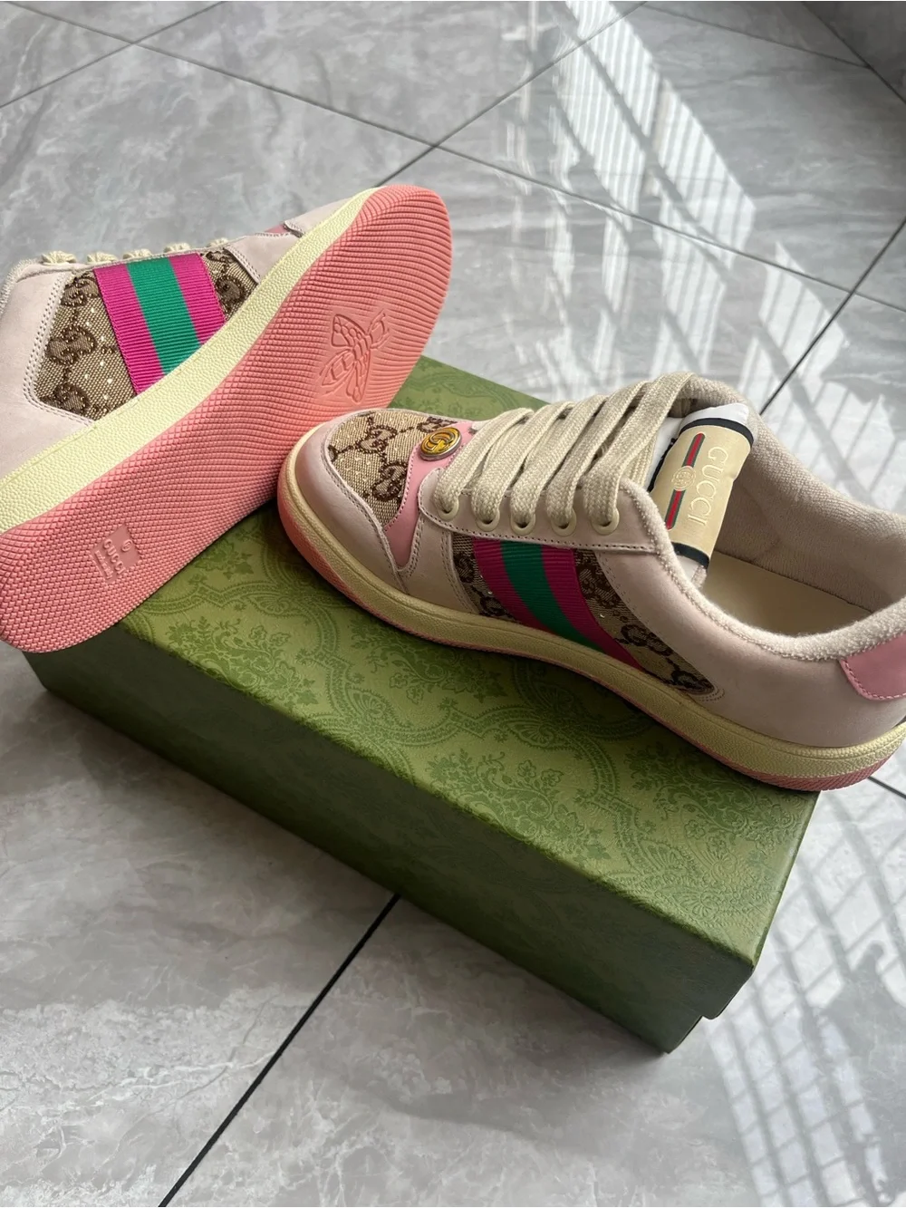 Gucci Women's Beige and Pink Low-Top GG Canvas Sneakers
